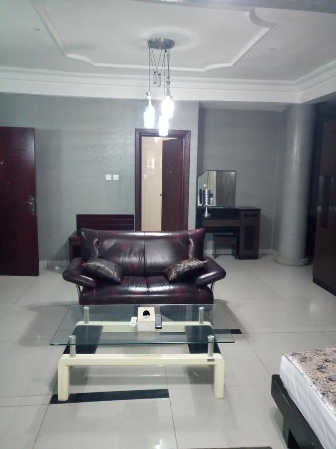 Crocodile Hotels And Restaurant Limited Kaduna Kültér fotó