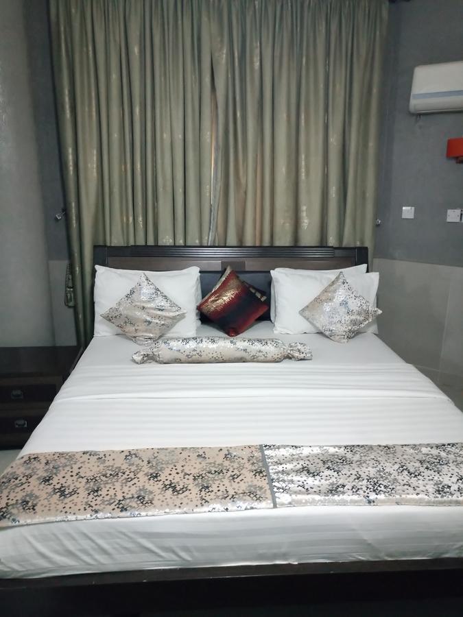 Crocodile Hotels And Restaurant Limited Kaduna Kültér fotó
